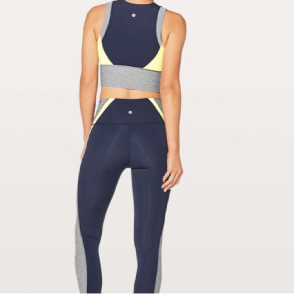 🌸Spring Sale 50% Off🌸 Lululemon Kick Serve Sweat Bra